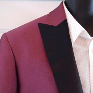 RYAN SEACREST DISTINCTION Cherry Wine Tuxedo Suit